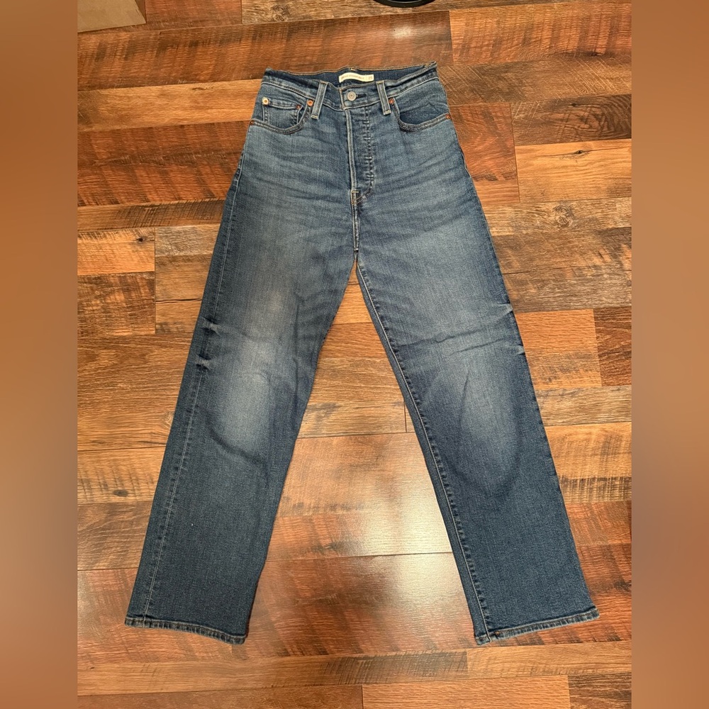Levi's Ribcage Straight Ankle Jeans 25x27